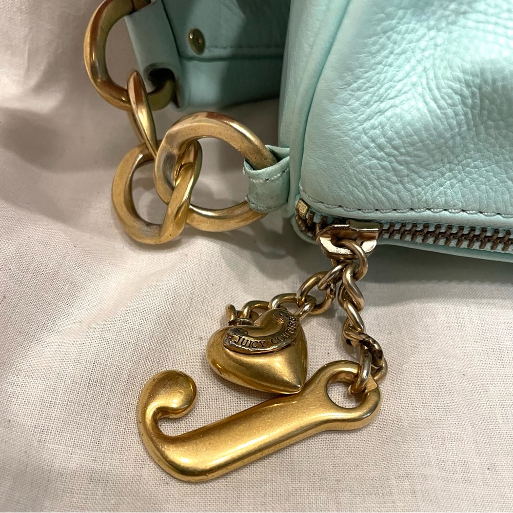 RARE JUICY Vintage Y2K Baby Powder Light Blue Small Leather Logo Barrel Bag - Picture 6 of 12